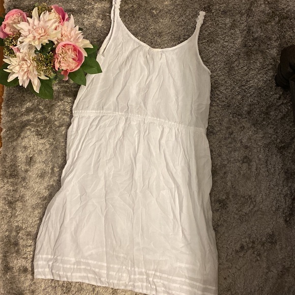 Dress - Picture 5 of 6